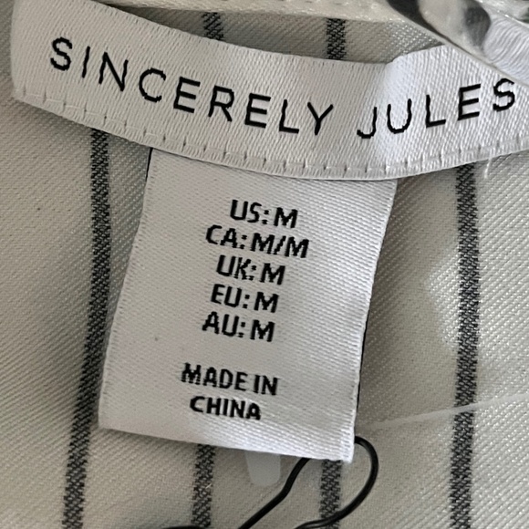 Sincerely Jules Satin Striped Blouse   Size M - Picture 12 of 14